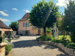 Au pays de Jacquou : Chambre d’hôtes et table d’hôtes